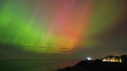 And then someone else took the timelapse of Aurora in Sheringham