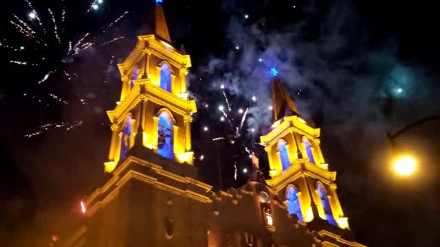 Iluminación de la Catedral Basílica de la Inmaculada Concepción, Mazatlán, 25 de octubre de 2024