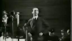 Joseph Goebbels spricht als Vorredner Adolf Hitlers am 10. Februar 1933 im Berliner Sportpalast