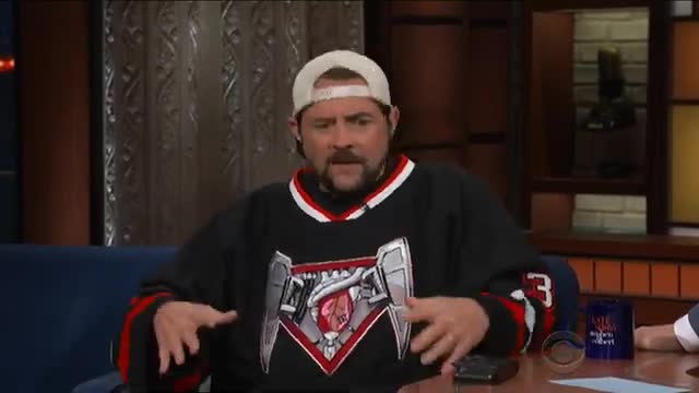 How Kevin Smith Stayed Calm During A Heart Attack - The Late Show with Stephen Colbert (360p, h264) How Kevin Smith Stayed Calm During A Heart Attack - The Late Show with Stephen Colbert (360p, h264)
