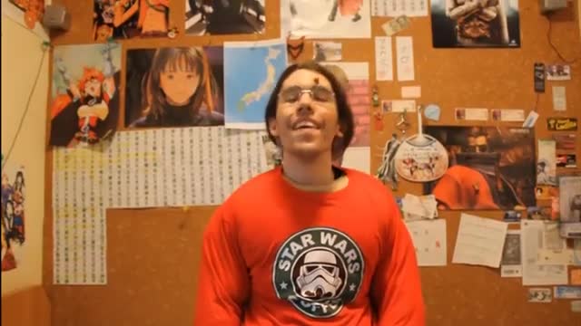 Lucas Skywalker - Soy friki(360P) Lucas Skywalker - Soy friki(360P)