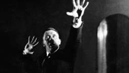 Adolf Hitler sings Your Mine by DAGames (AI Cover)