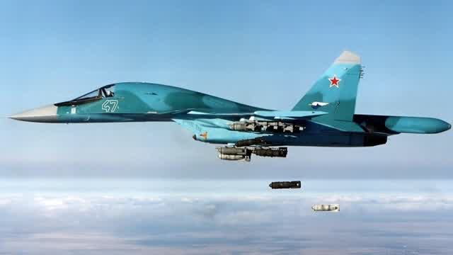 Three minutes from the life of the Su-34 crew.